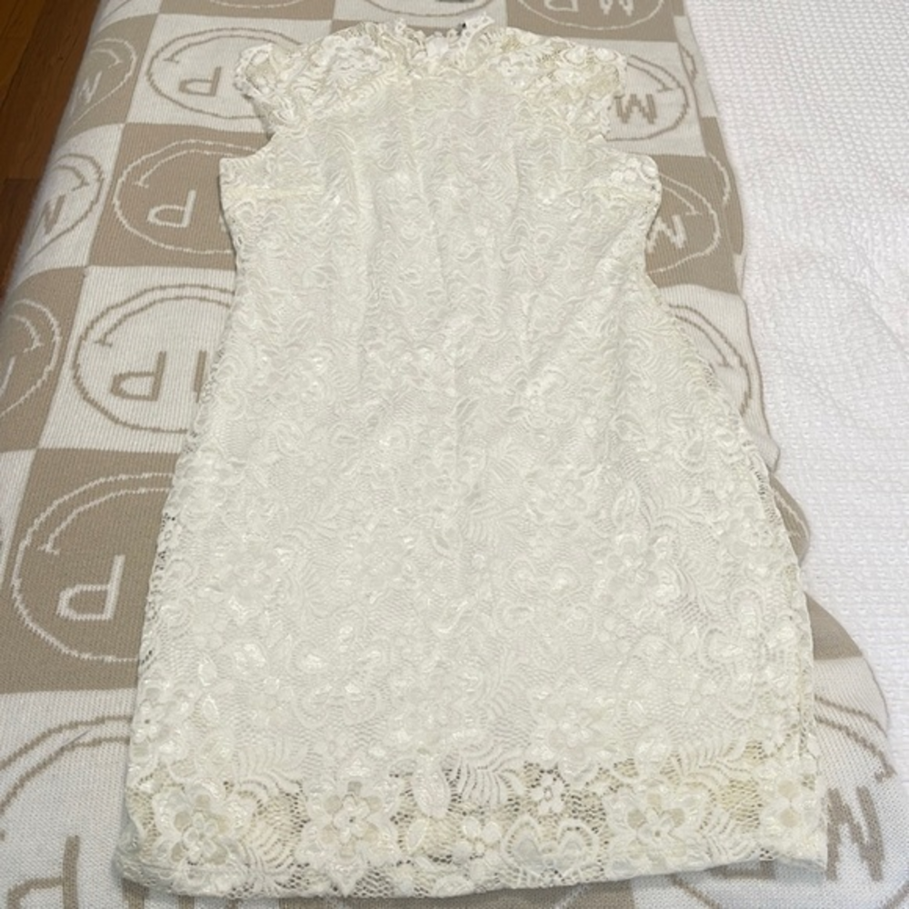 Ivory lace dress‎ size L